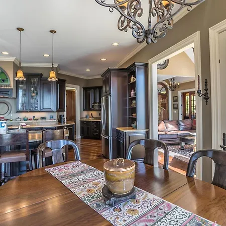 Villa View House